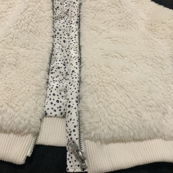 Teddy jacket from GAP! EUC like new. - Picture 7 of 7